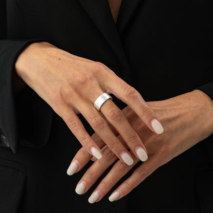 Silvertone Textured Open Ring, elegant gift for her, lifestyle look