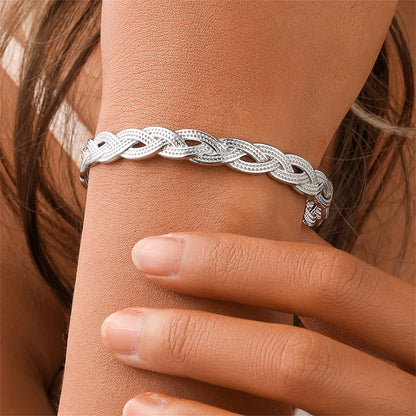 Stainless Steel Twine Cuff, stainless steel bracelet for women, vintage-inspired design, front view