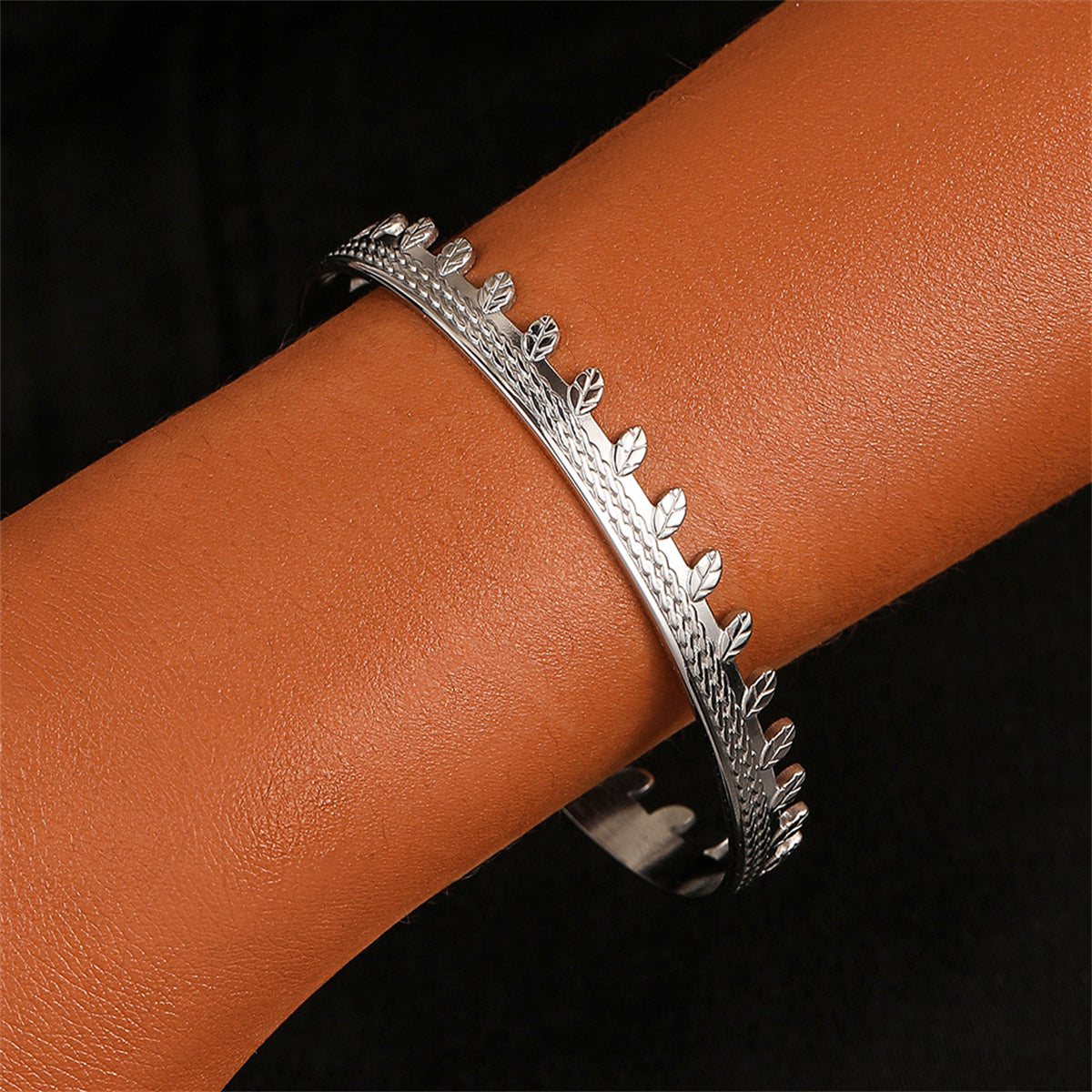 Stainless Steel Leaves Twine Cuff, stainless steel bracelet for women, everyday style, front view