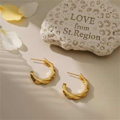 18K Gold-Plated Cut Huggie Earrings, gold huggie earrings, elegant gift for her, lifestyle look