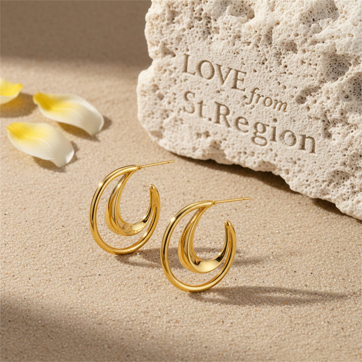 18K Gold-Plated Openwork Moon Drop Earrings, gold huggie earrings, elegant gift for her, lifestyle look