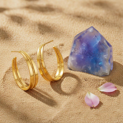 18K Gold-Plated Bead Line Huggie Earring, gold huggie earrings, everyday style, detail close-up