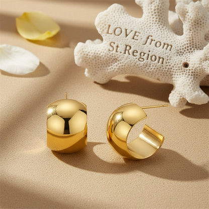18K Gold-Plated Wide Brimmed Stud Earring, gold huggie earrings, everyday style, lifestyle look