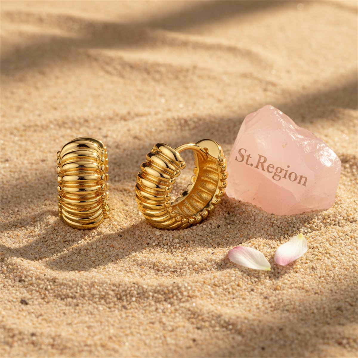 18K Gold-Plated Ribbed Huggie Earrings, gold huggie earrings, elegant gift for her, detail close-up