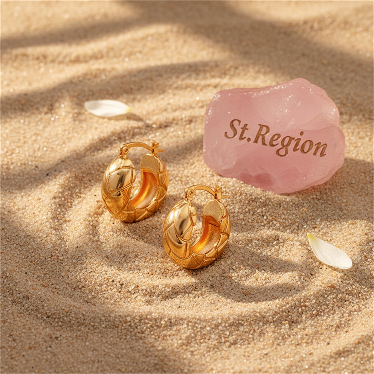 18K Gold-Plated Geometric-Cut Huggie Hoop Earrings, gold huggie earrings, elegant gift for her, detail close-up