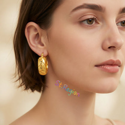 18K Gold-Plated Geometric-Cut Huggie Hoop Earrings, gold huggie earrings, elegant gift for her, styled look