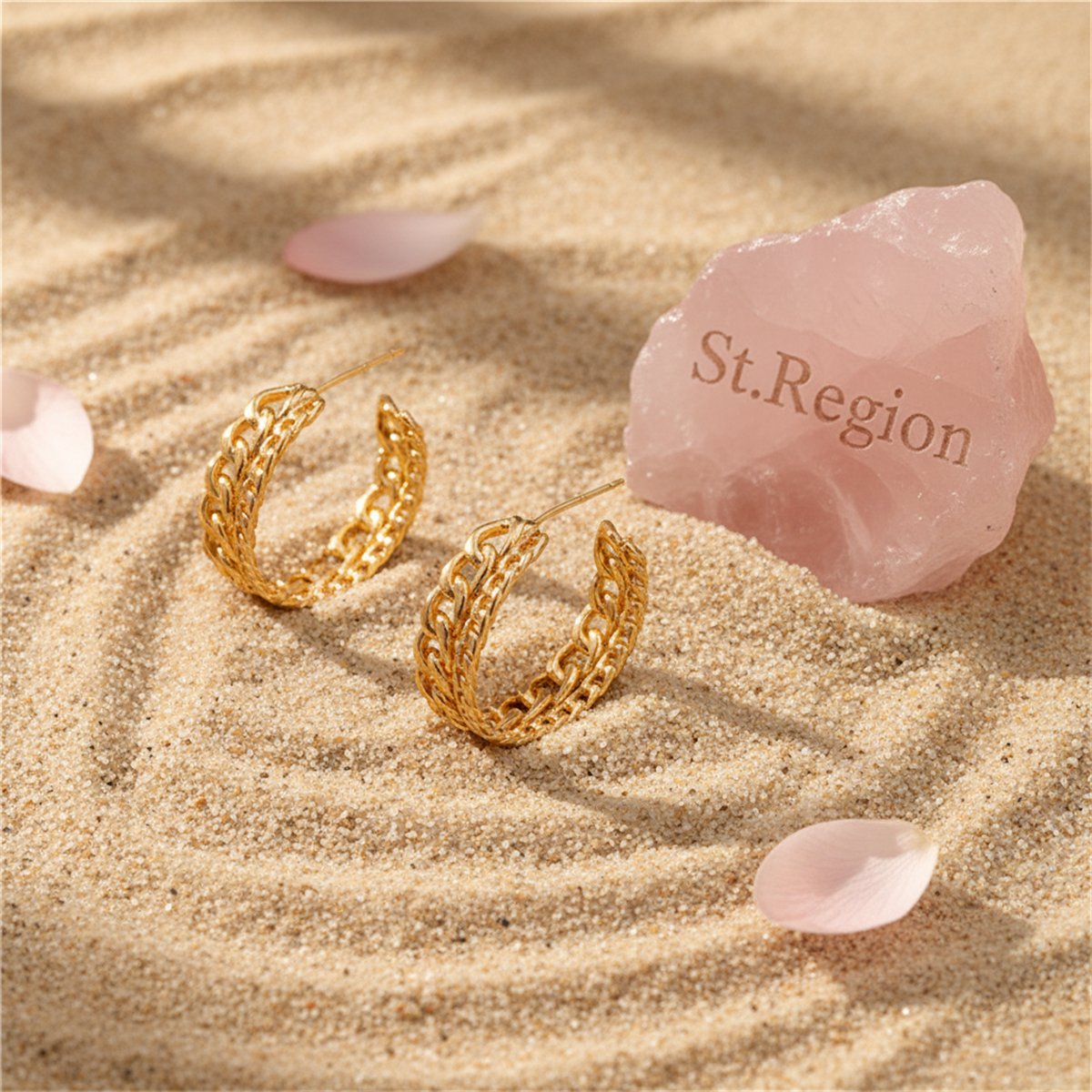 18K Gold-Plated Curb Chain Layered Huggie Earrings, gold huggie earrings, dainty minimalist design, detail close-up