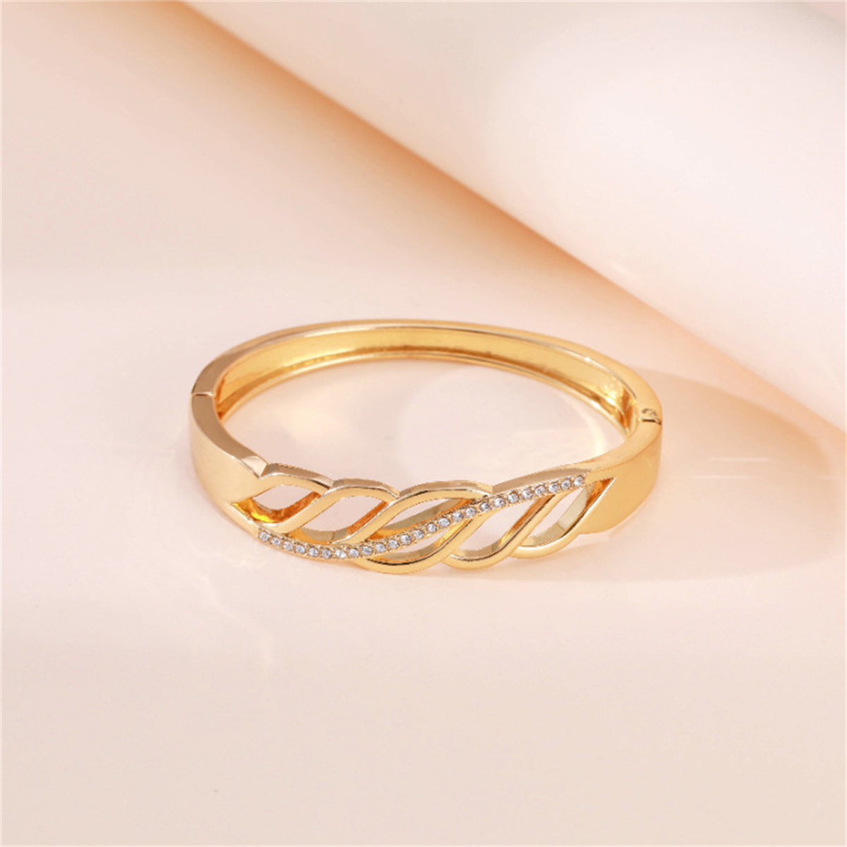 Cubic Zirconia & 18K Gold-Plated Cutout Leaf Bangle