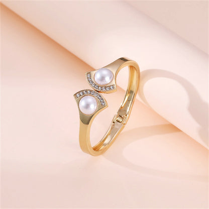 Pearl and Cubic Zirconia 18K Gold-Plated Fan-End Bangle, gold bangle bracelet, everyday style, front view