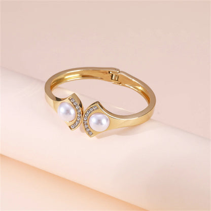 Pearl and Cubic Zirconia 18K Gold-Plated Fan-End Bangle, gold bangle bracelet, everyday style, detail close-up