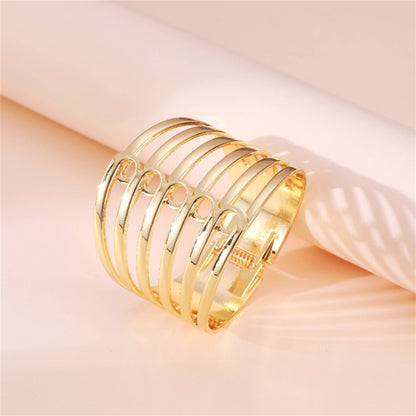 18K Gold-Plated Layered Pin Hinged Bangle, gold bangle bracelet, everyday style, detail close-up