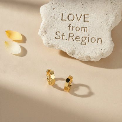 18K Gold-Plated Hexagon Huggie Earrings, gold huggie earrings, everyday style, lifestyle look