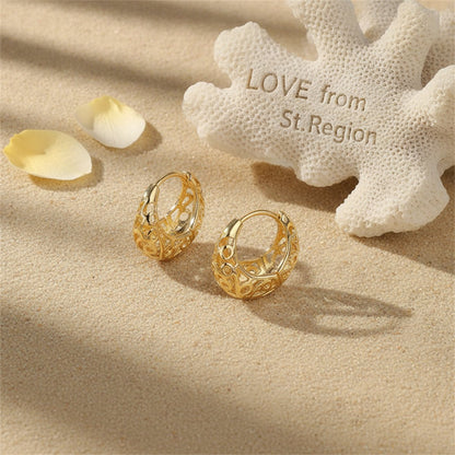 18K Gold-Plated Filigree Huggie Earrings, gold huggie earrings, everyday style, lifestyle look
