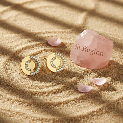 Cubic Zirconia and 18K Gold-Plated Openwork Round Stud Earrings, gold stud earrings for women, detail close-up