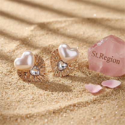 Crystal and Pearl 18K Gold-Plated Heart Stud Earrings, gold stud earrings for women, elegant gift for her, detail close-up