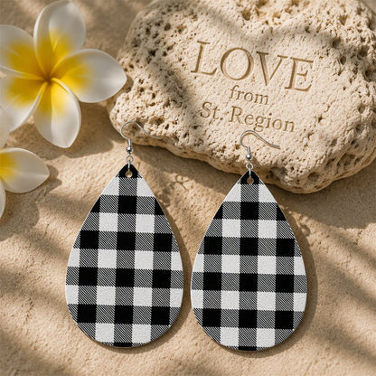 Black and White Plaid Teardrop Earrings, drop earrings for women, vintage-inspired design, lifestyle look