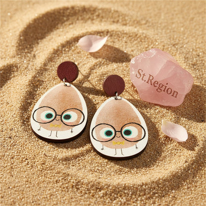 Brown Wood and Silver-Plated Potato Drop Earrings, silver drop earrings for women, vintage-inspired design, detail close-up