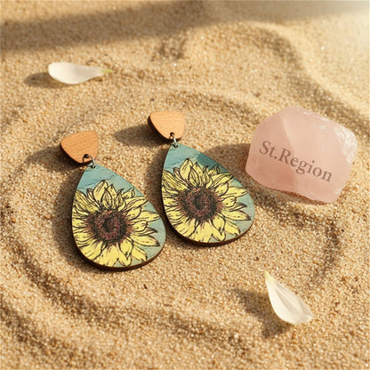 Yellow and Blue Sunflower Wood Drop Earrings, drop earrings for women, vintage-inspired design, detail close-up