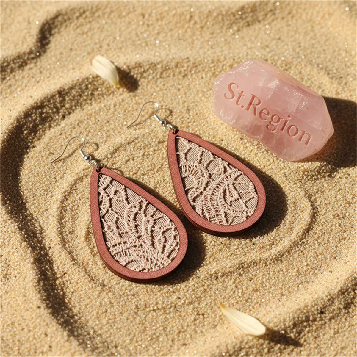 Beige and Red Lace-Textured Teardrop Earrings, drop earrings for women, elegant gift for her, detail close-up