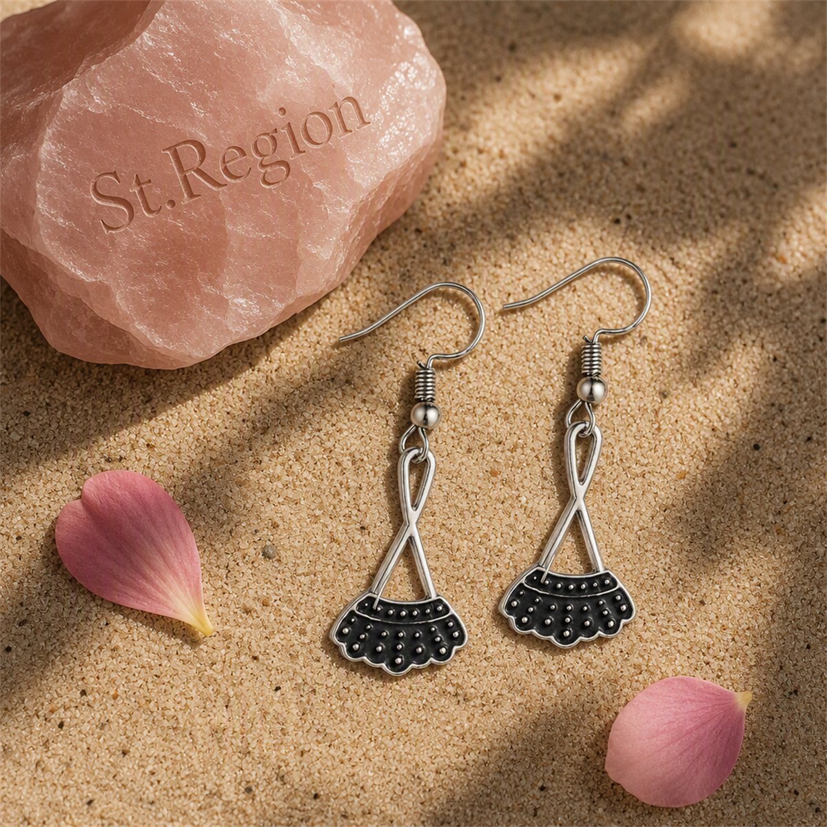 Black and Silver-Plated Dress Drop Earrings, silver drop earrings for women, elegant gift for her, detail close-up