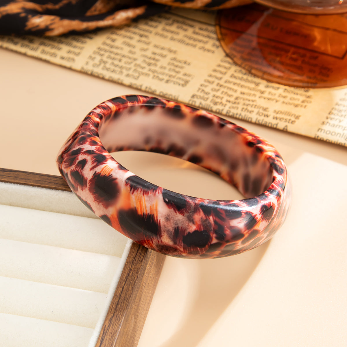 Coffee Leopard Print Irregular Resin Bangle, bangle bracelet, dainty minimalist design, side view