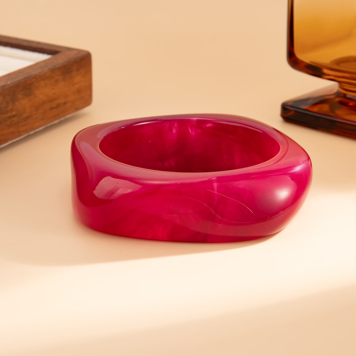Fuchsia Resin Square Bangle, bangle bracelet, dainty minimalist design, detail close-up