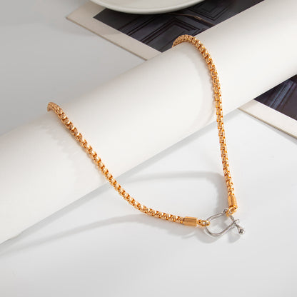 Two Tone U-Shape Pendant Necklace, vintage-inspired design, detail close-up