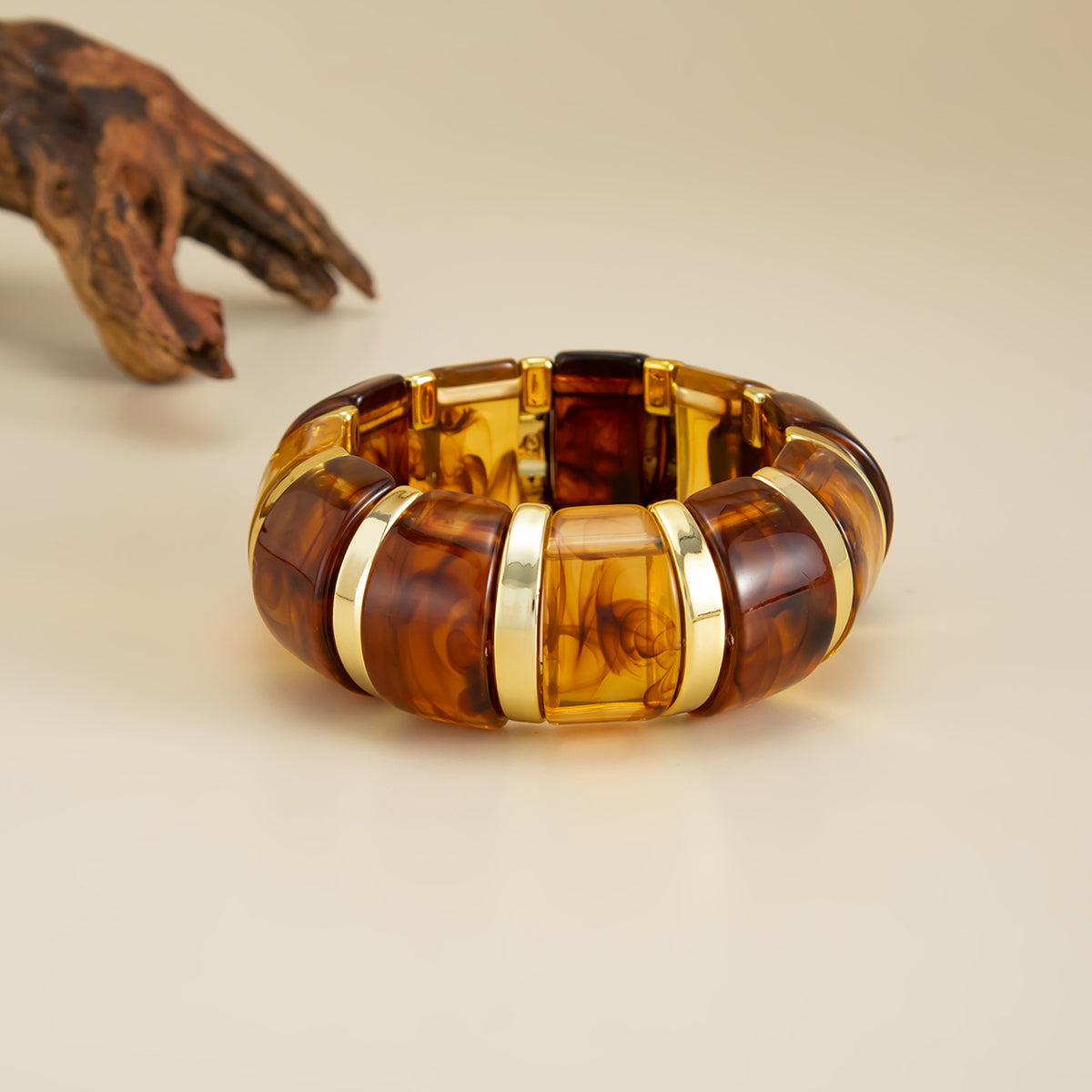 Multi-Colored Resin and Goldtone Oval Station Stretch Bracelet, vintage-inspired design, detail close-up