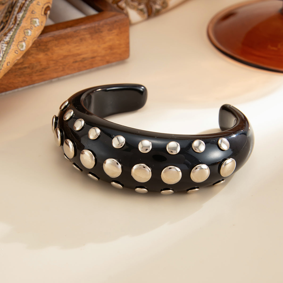 Black Resin and Silvertone Layered Spot Cuff, silver bracelet for women, vintage-inspired design, detail close-up