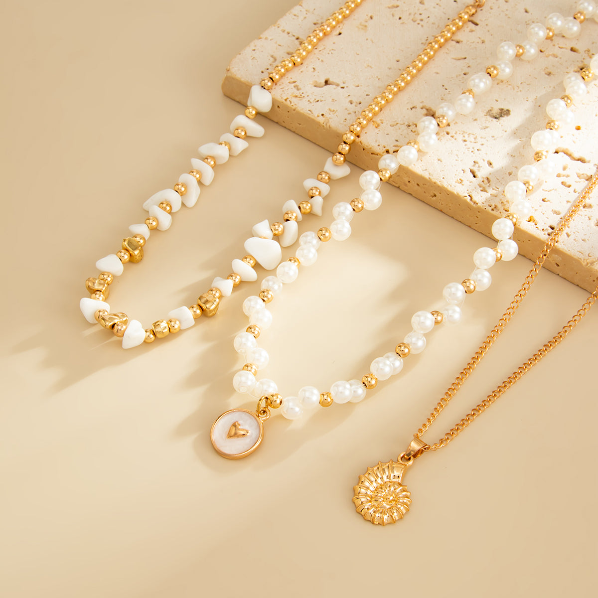 Pearl and Turqouise Enamel Goldtone Conch Pendant Necklace Set, gold pendant necklace for women, detail close-up
