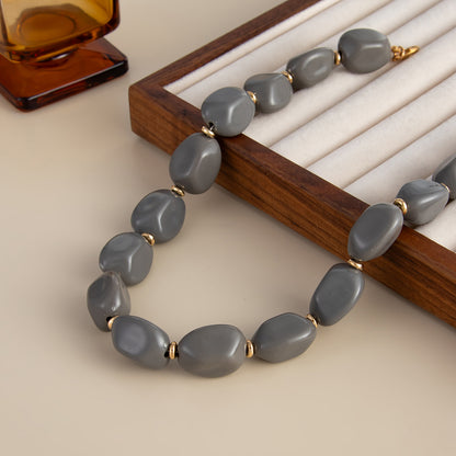 Dark Gray Resin and Goldtone Irregular Beads Collar Necklace, everyday style, detail close-up