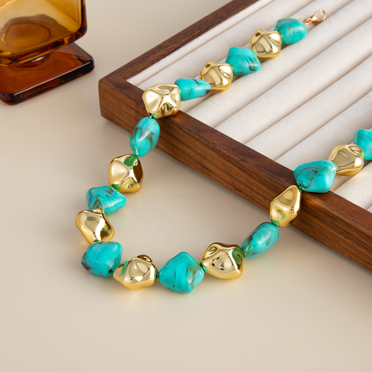 Teal Resin and Goldtone Irregular Rhombus Station Collar Necklace, elegant gift for her, detail close-up