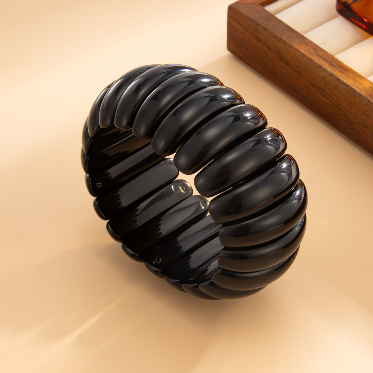 Black Resin Tire Stretch Bracelet, everyday style, detail close-up