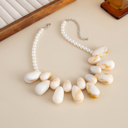 Beige Resin and Pearl Silvertone Drops Collar Necklace, dainty minimalist design, detail close-up