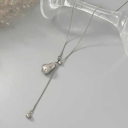 Silvertone Drop Pendant Lariat Necklace, vintage-inspired design, side view