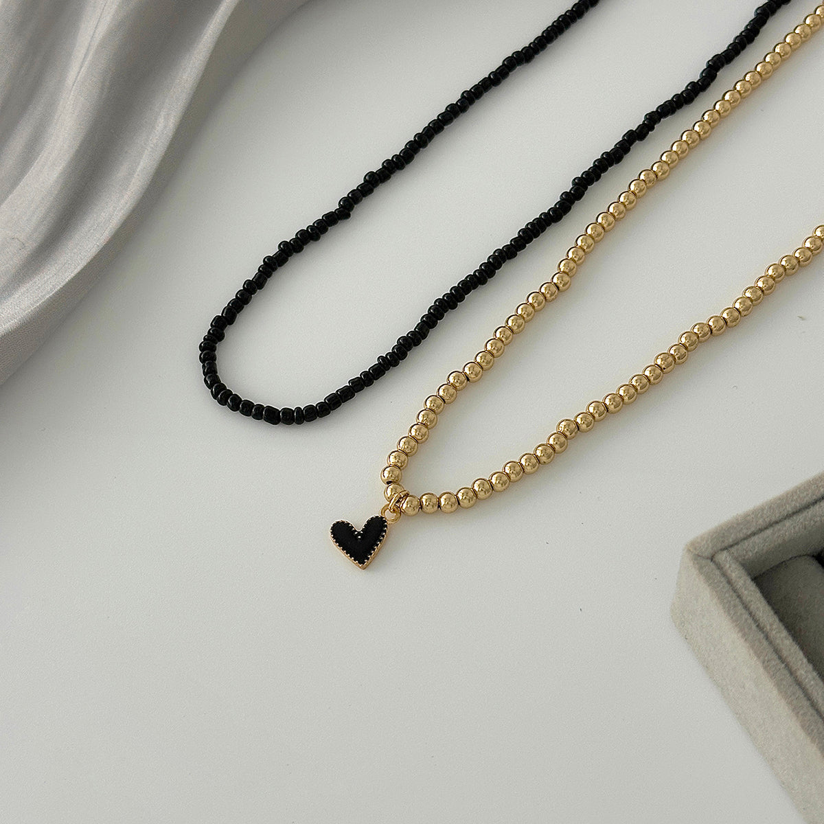 Black Howlite & Enamel Goldtone Beads Chain Heart Pendant Necklace Set
