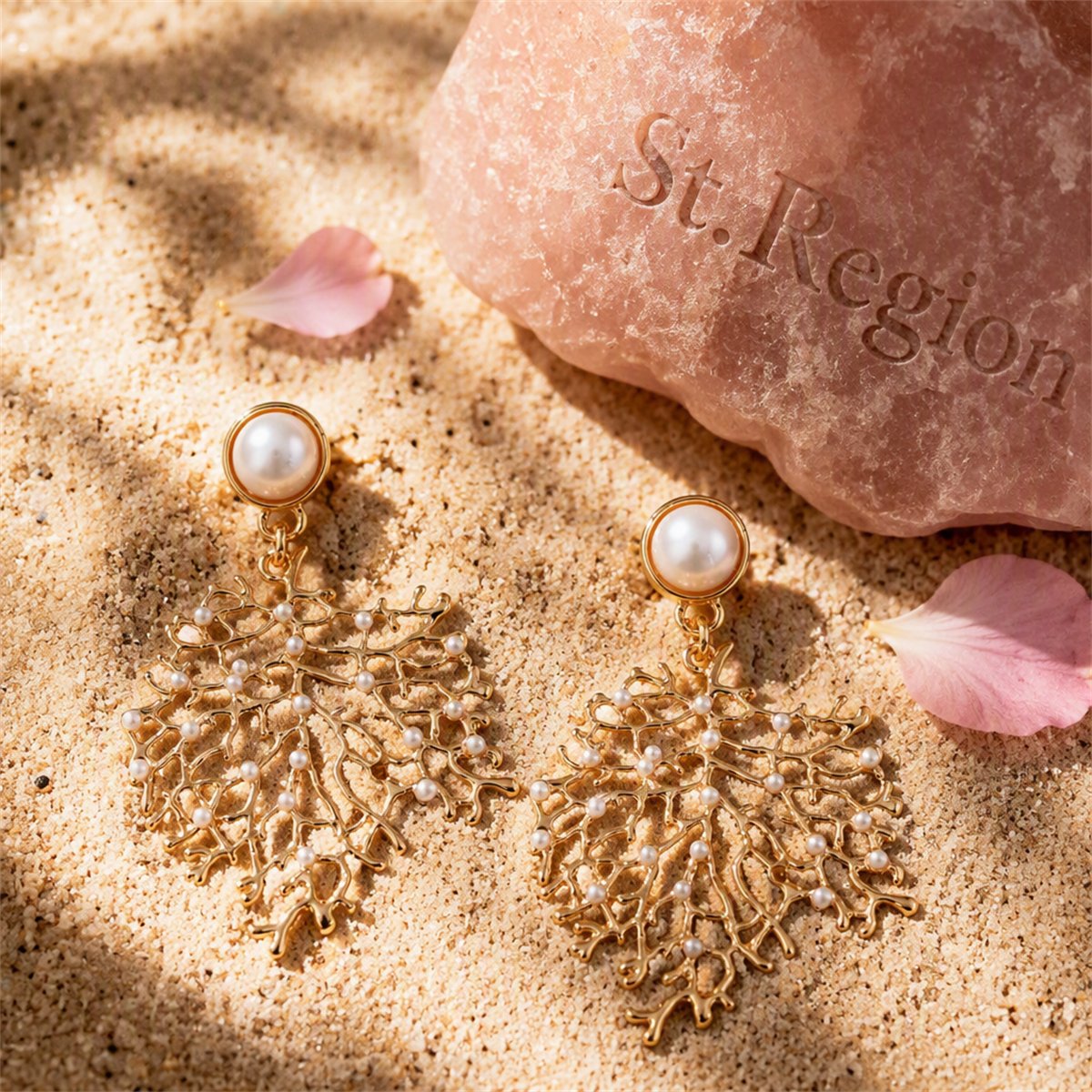 Pearl and 18K Gold-Plated Tree Dangle Earrings, gold drop earrings for women, vintage-inspired design, detail close-up