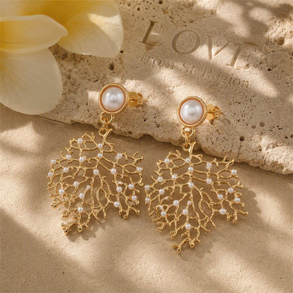 Pearl and 18K Gold-Plated Tree Dangle Earrings, gold drop earrings for women, vintage-inspired design, lifestyle look