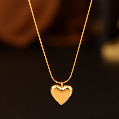 18K Gold-Plated Heart Pendant Necklace, gold pendant necklace for women, botanical inspired, side view