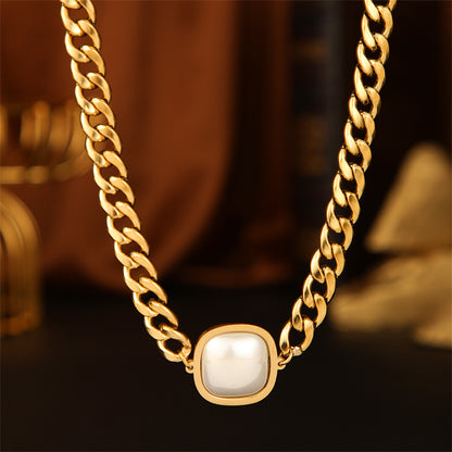 Pearl and 18K Gold-Plated Curb Chain Pendant Necklace, gold pendant necklace for women, botanical inspired, styled look
