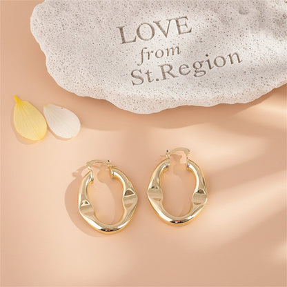 18K Gold-Plated Indented Hoop Earrings, gold hoop earrings for women, dainty minimalist design, lifestyle look