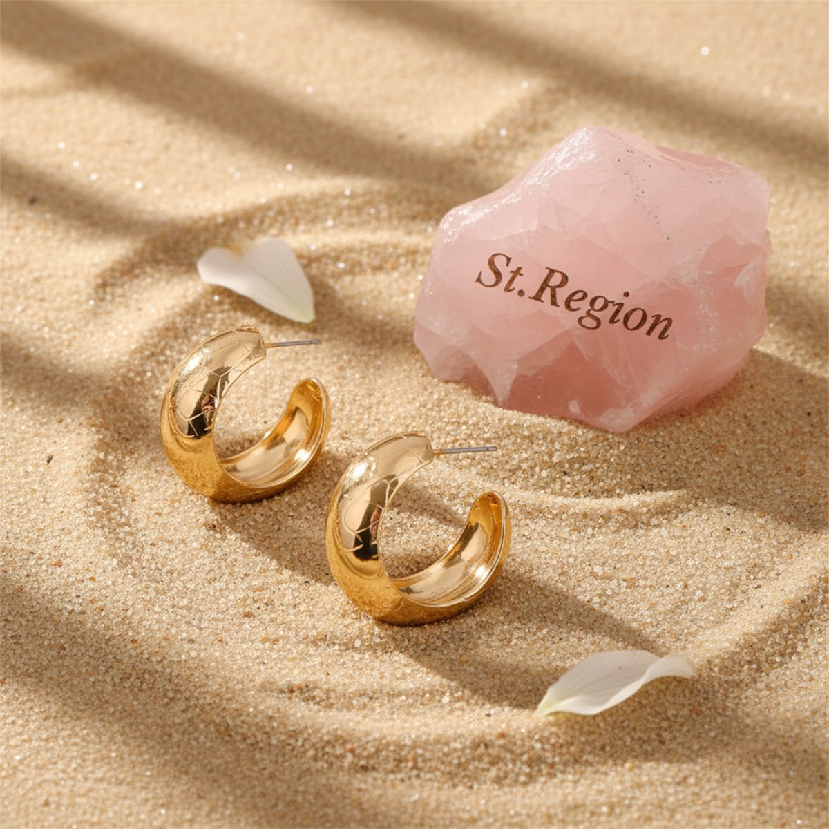 18K Gold-Plated Serpentine Hoop Earrings, gold huggie earrings, elegant gift for her, detail close-up