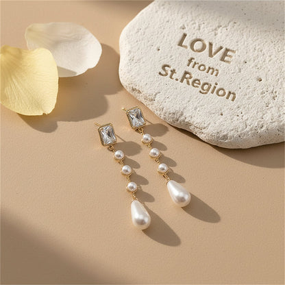 White Crystal and Pearl 18K Gold-Plated Drop Earrings, gold drop earrings for women, elegant gift for her, lifestyle look