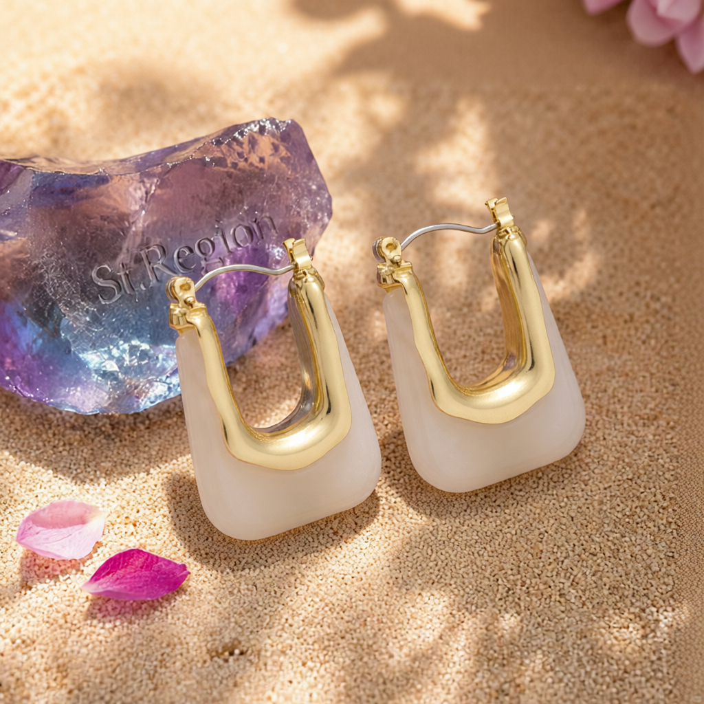 Cream Resin & 18K Gold-Plated U-Shape Huggie Earring