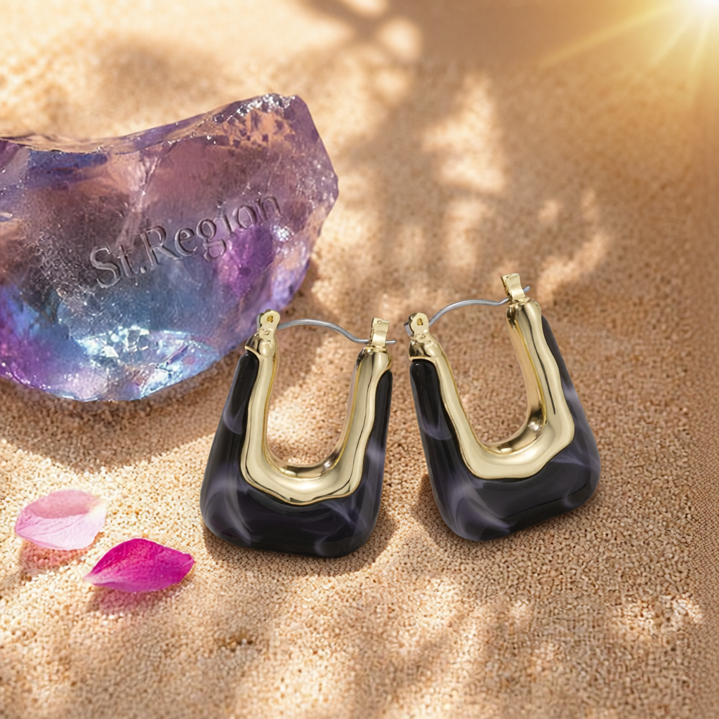 Dark Gray Resin & 18K Gold-Plated U-Shape Huggie Earring