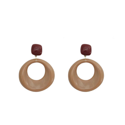 Brown Resin and 18K Gold-Plated Circular Drop Earrings, gold drop earrings for women, elegant gift for her, side view
