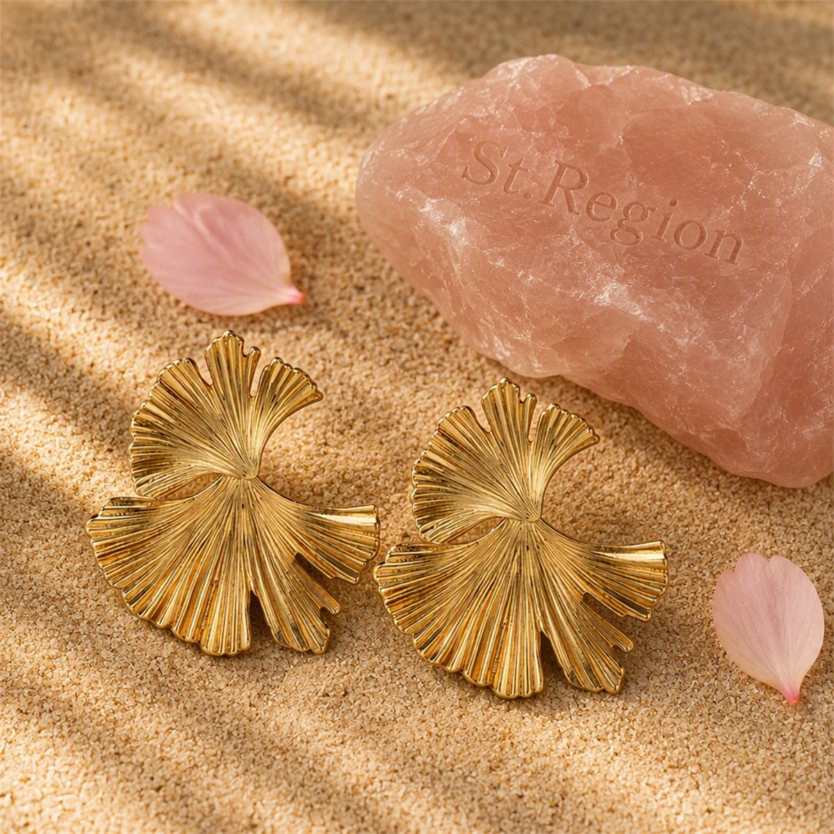 18K Gold-Plated Lotus Leaf Stud Earrings, gold drop earrings for women, vintage-inspired design, detail close-up