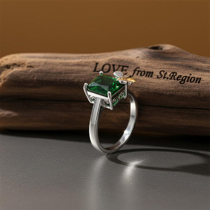 Green Crystal and Two-Tone Bee Emerald-Cut Ring, statement rings for women, vintage-inspired design, lifestyle look