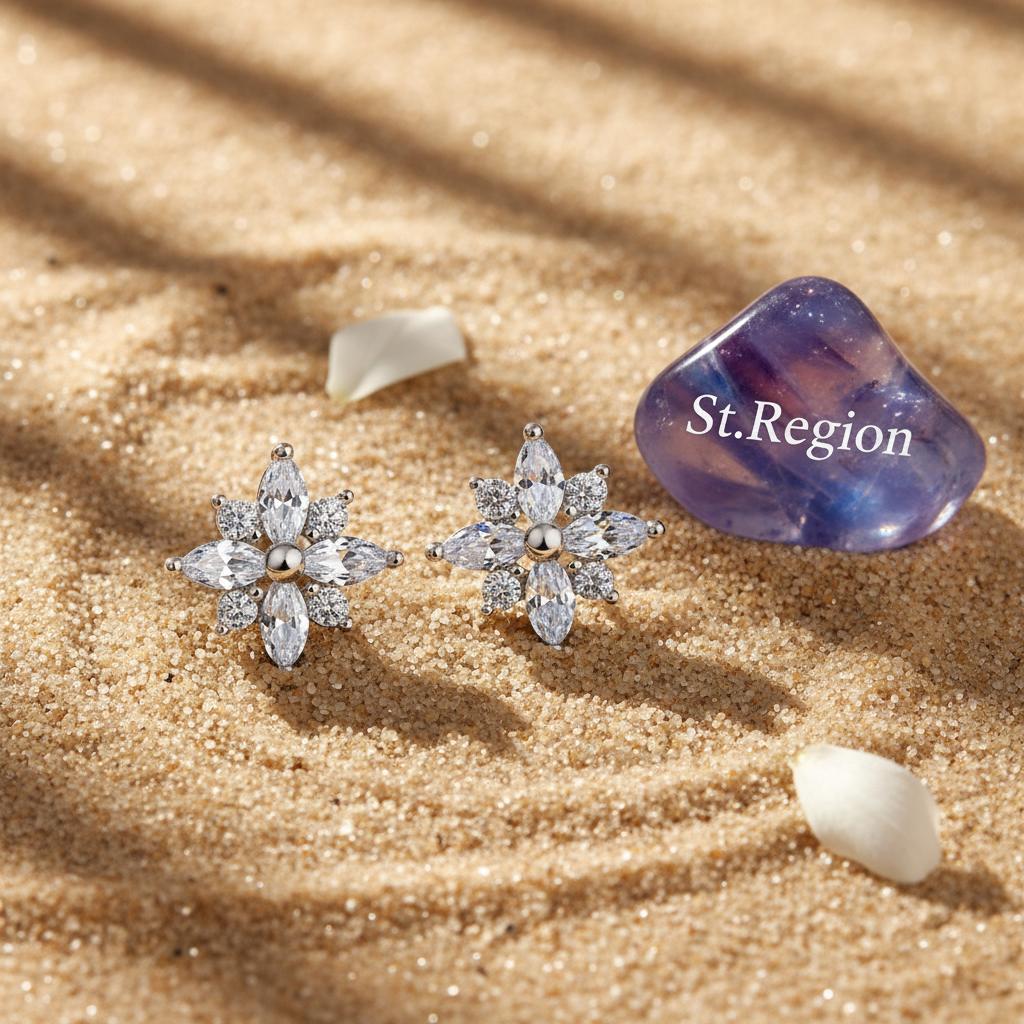 Clear Crystal and Cubic Zirconia Silver-Plated Snowflake Stud Earring, cubic zirconia stud earrings for women, detail clos...