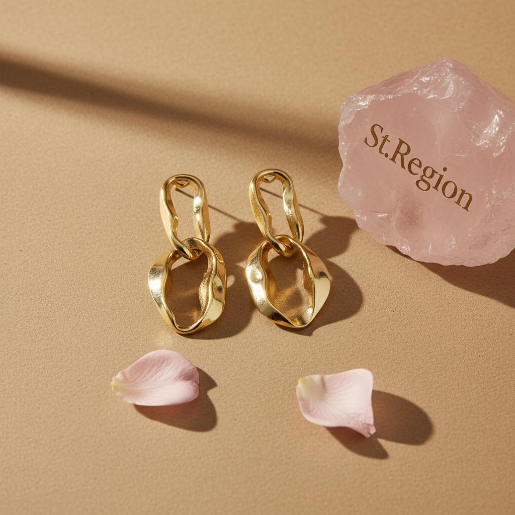18K Gold-Plated Abstract Interlocked Oval Drop Earrings, gold drop earrings for women, everyday style, detail close-up